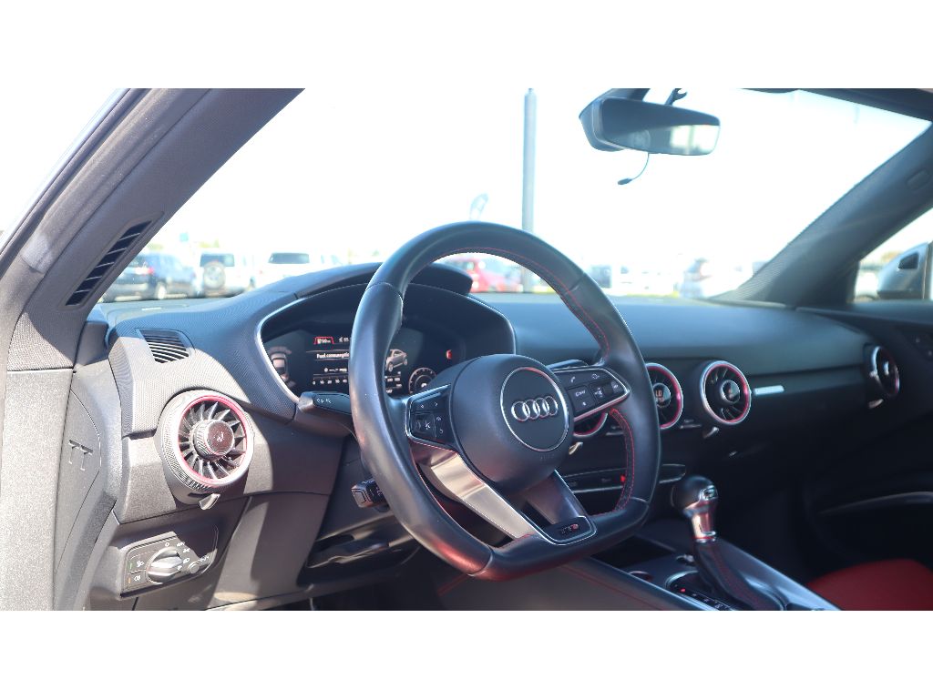 2017 Audi TTS photo 8