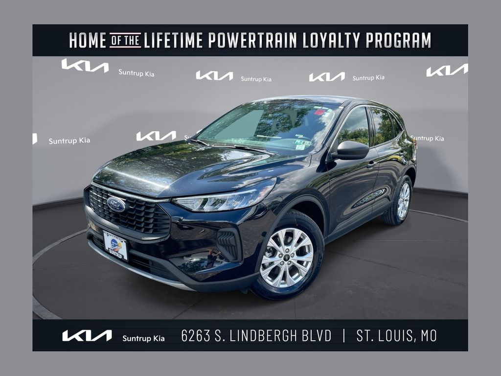 2024 Ford Escape Active's photo