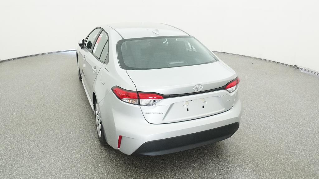 2025 Toyota Corolla LE photo 16