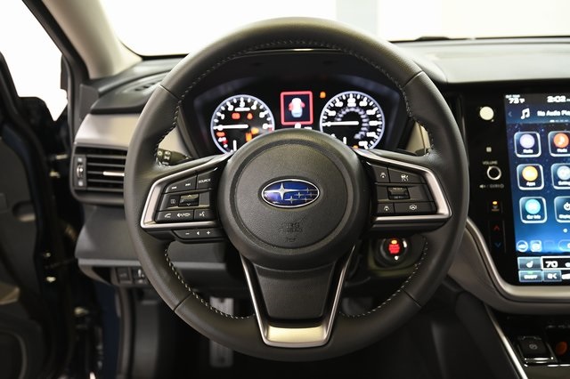 2025 Subaru Outback Premium photo 3