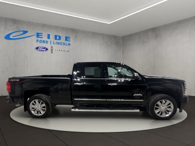 2015 Chevrolet Silverado 1500 High Country photo 3