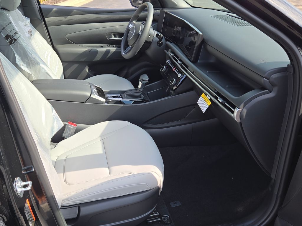 2025 Hyundai Santa Cruz Limited photo 3