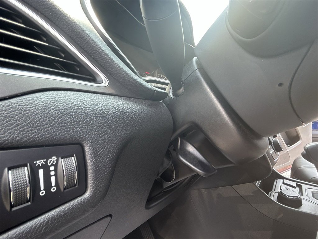 2019 Jeep Cherokee Latitude photo 17