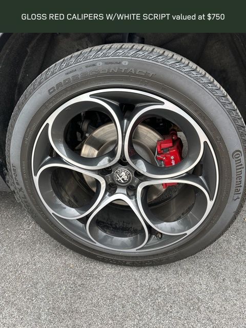 2023 Alfa Romeo Stelvio Ti photo 4
