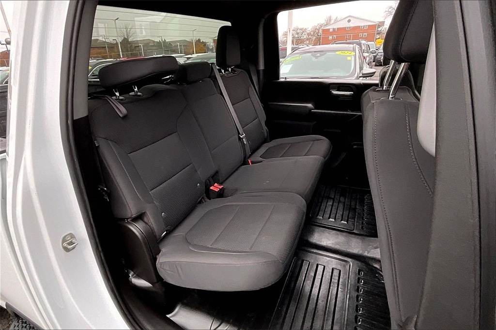 2023 CHEVROLET SILVERADO HD - Image 23