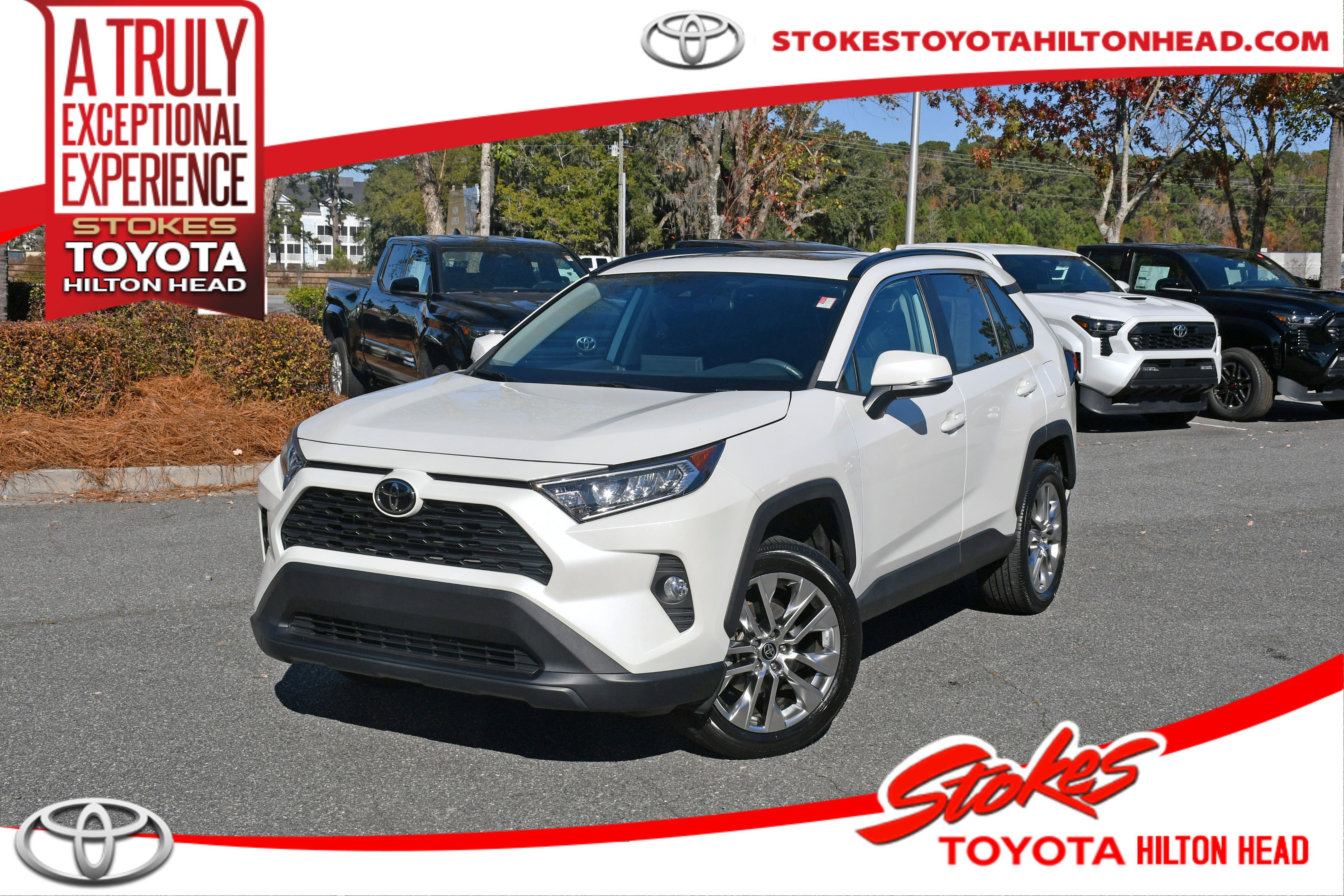 2021 Toyota RAV4 XLE Premium's photo
