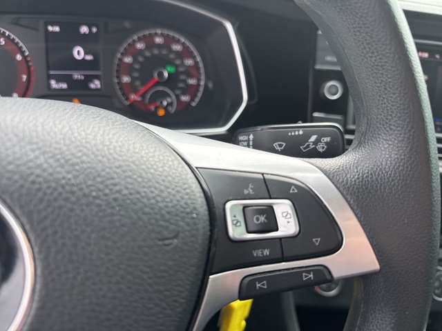 2019 Volkswagen Jetta R-Line photo 15
