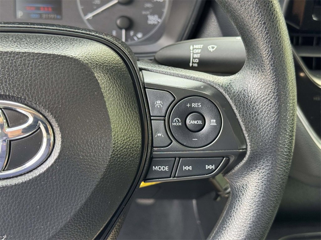 2024 Toyota Corolla LE photo 9