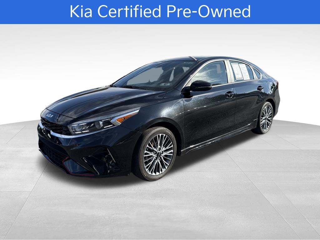 2023 Kia Forte GT-Line photo 2