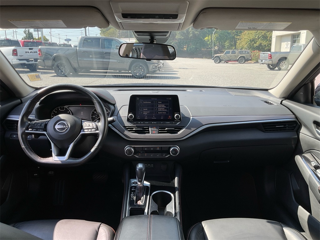 2024 Nissan Altima 2.5 SR photo 16
