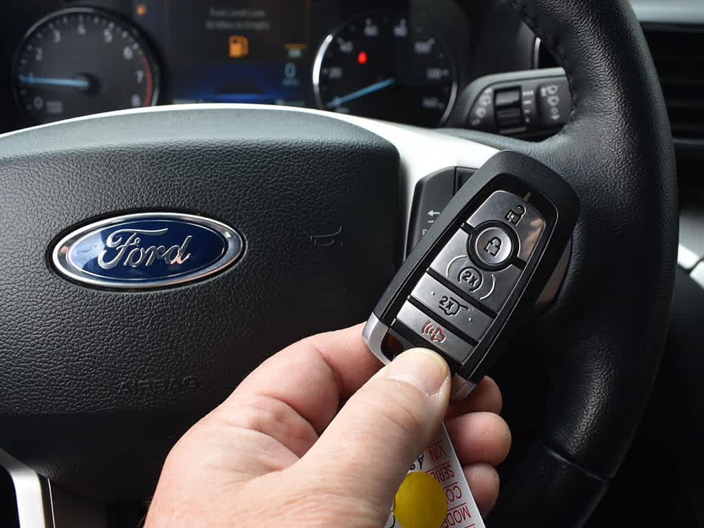 2022 Ford Explorer XLT photo 11