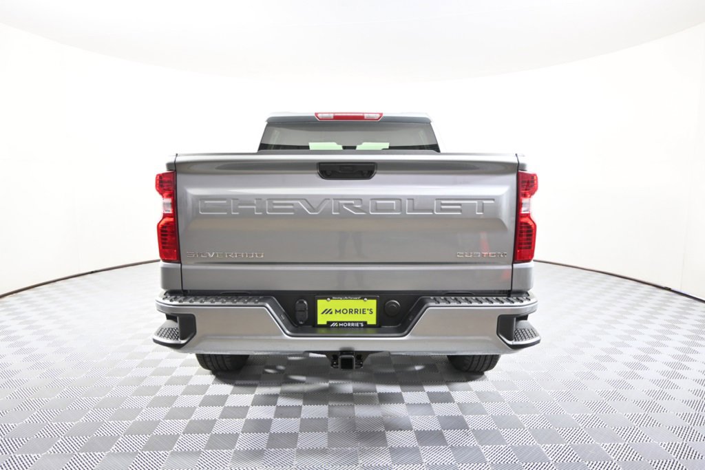 2026 Chevrolet Silverado 1500 Custom photo 4