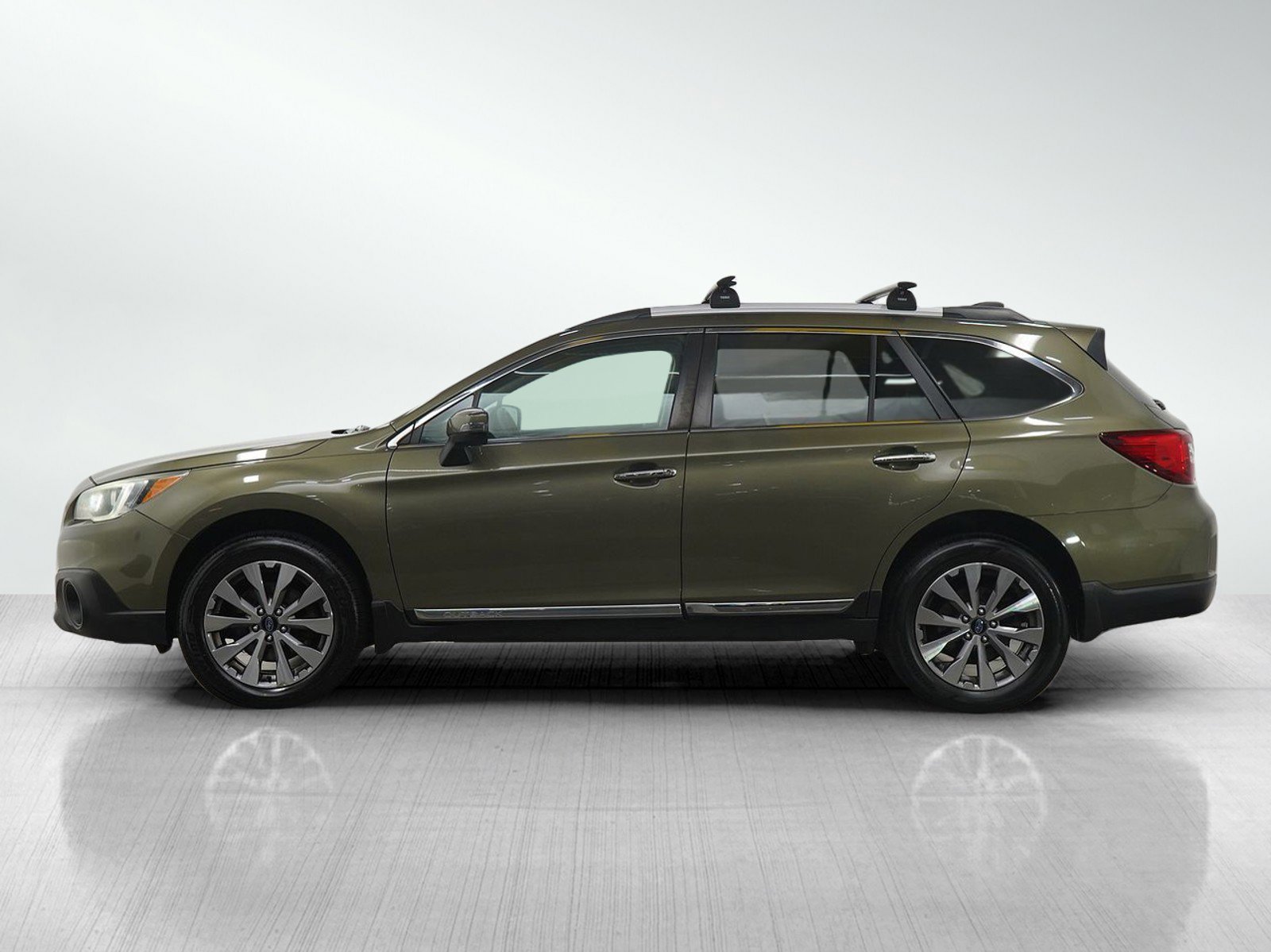 Used 2017 Subaru Outback Touring with VIN 4S4BSETC2H3280080 for sale in South Saint Paul, Minnesota