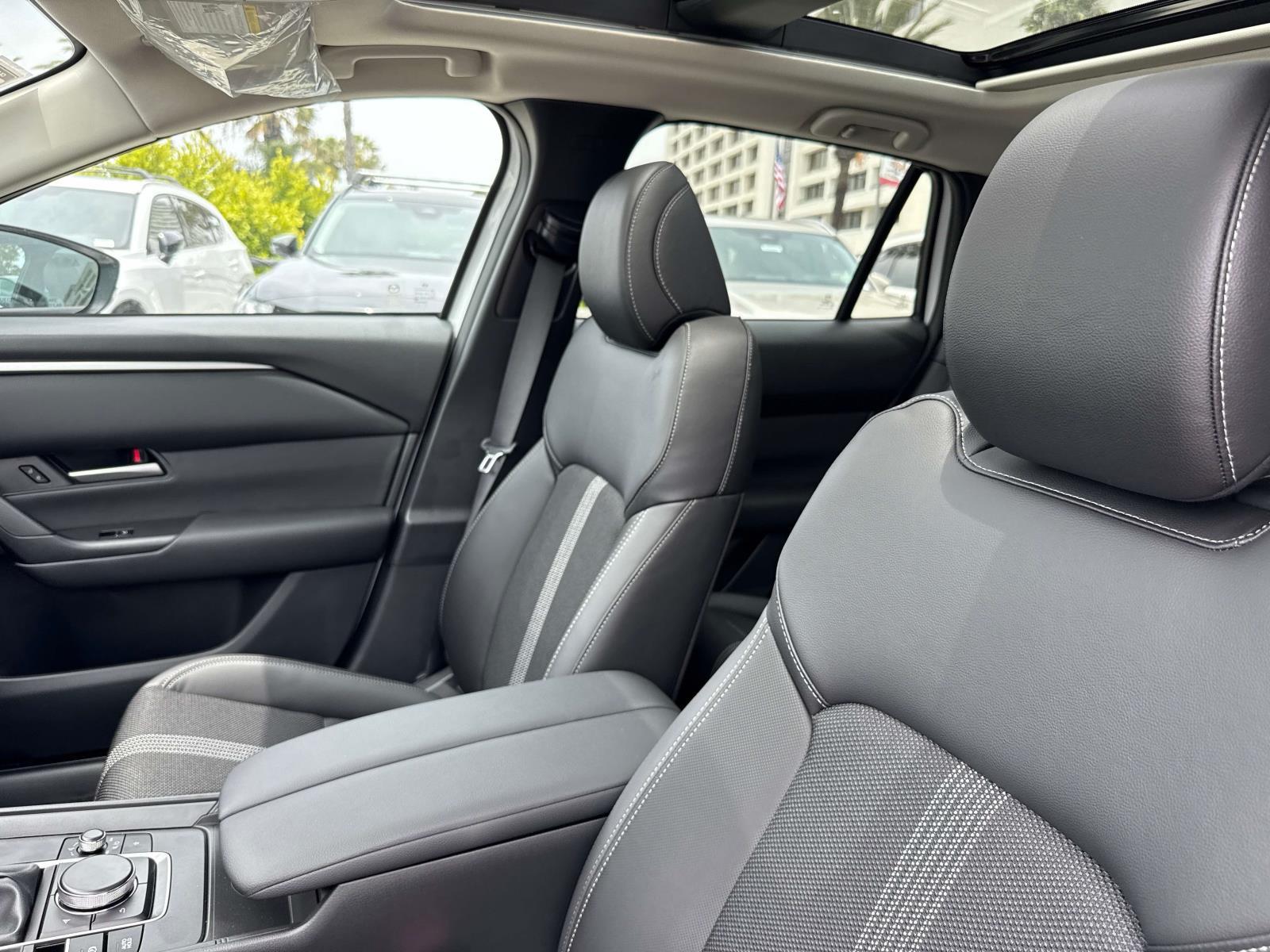 2025 Mazda CX-50 2.5 S Premium photo 10