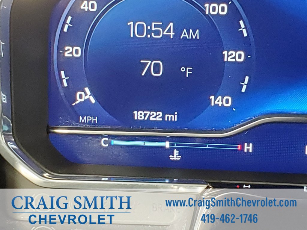 2022 Chevrolet Silverado 1500 LT photo 2