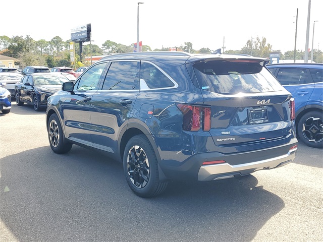 2026 Kia Sorento S photo 4