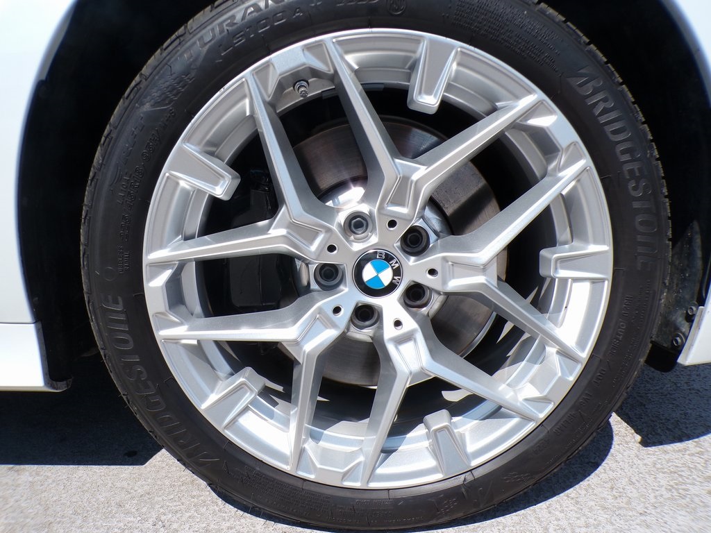 2025 Bmw 330i xDrive photo 8