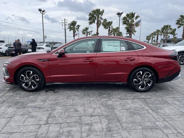 2025 Hyundai Sonata SEL photo 4