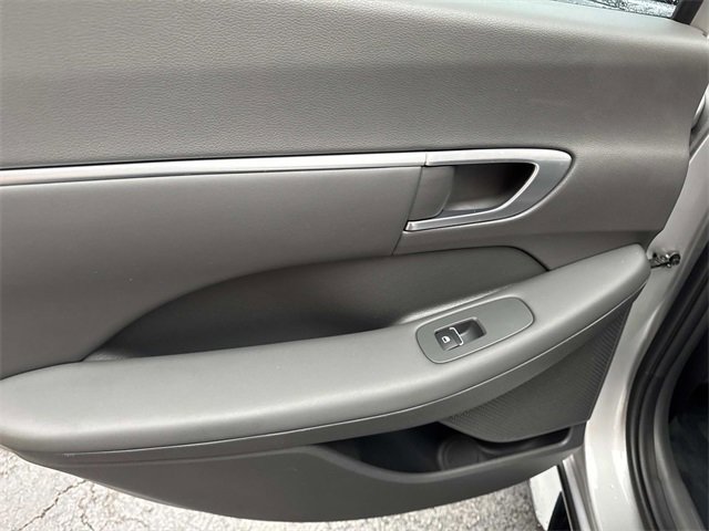 2020 Hyundai Sonata SEL Plus photo 9