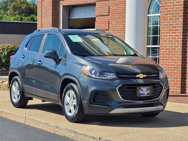 2019 Chevrolet Trax LT photo 2