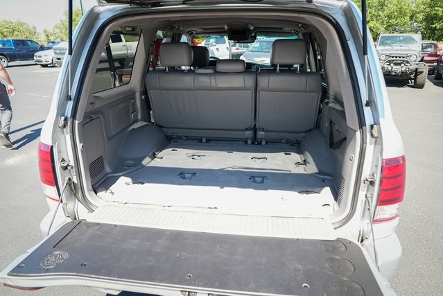 2006 Lexus LX 470 photo 28