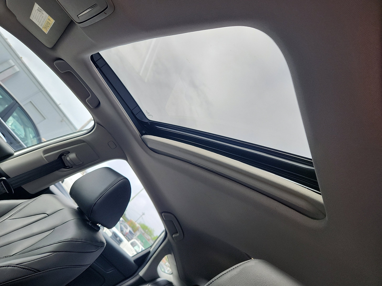 2024 Acura Integra Base photo 12
