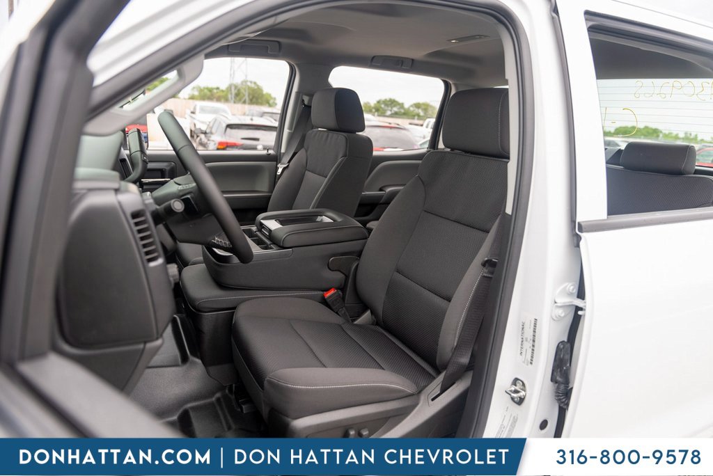 2024 Chevrolet Silverado 4500HD Work Truck photo 6