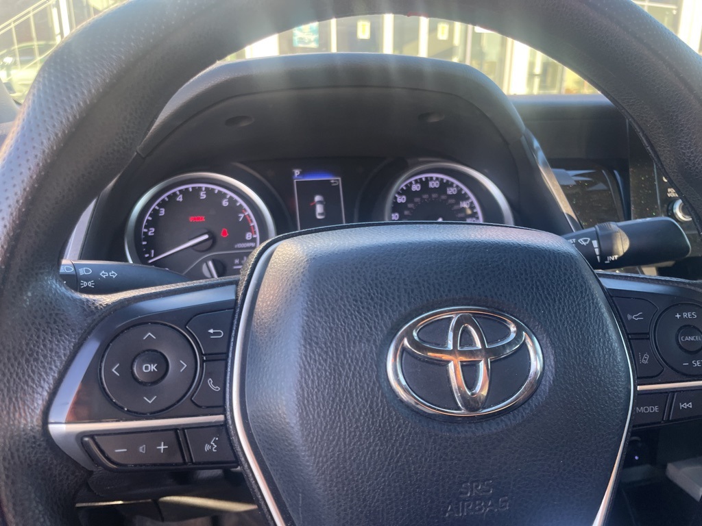 2023 Toyota Camry LE photo 4