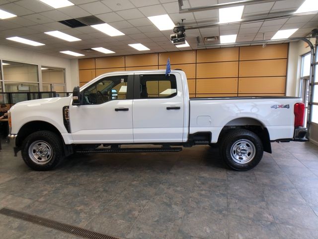 2023 Ford F-350 XL photo 5