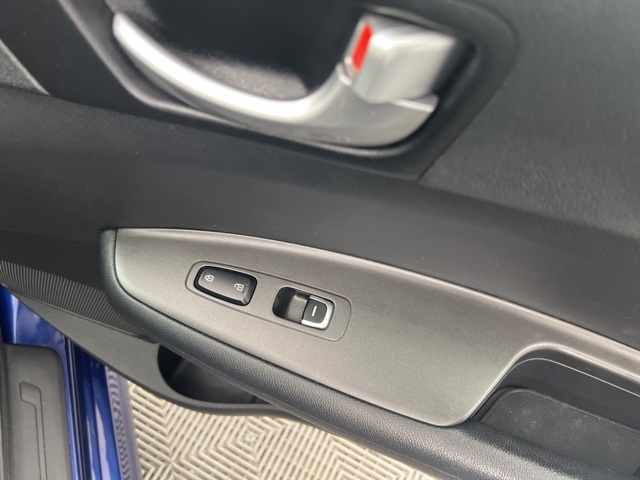 2018 Kia Optima LX photo 24