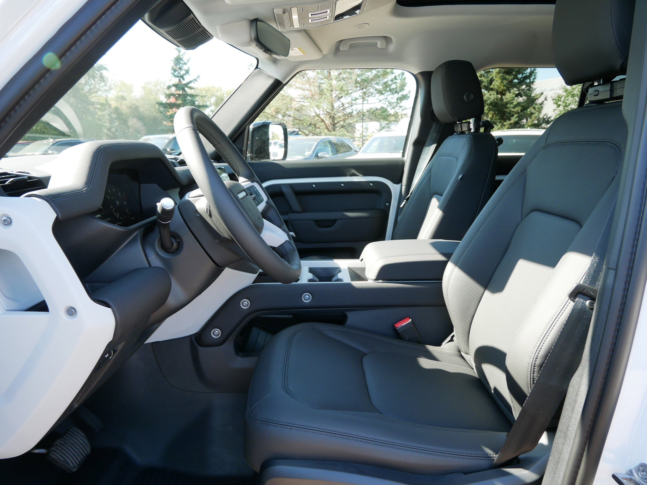 2026 Land Rover Defender 110 S photo 3