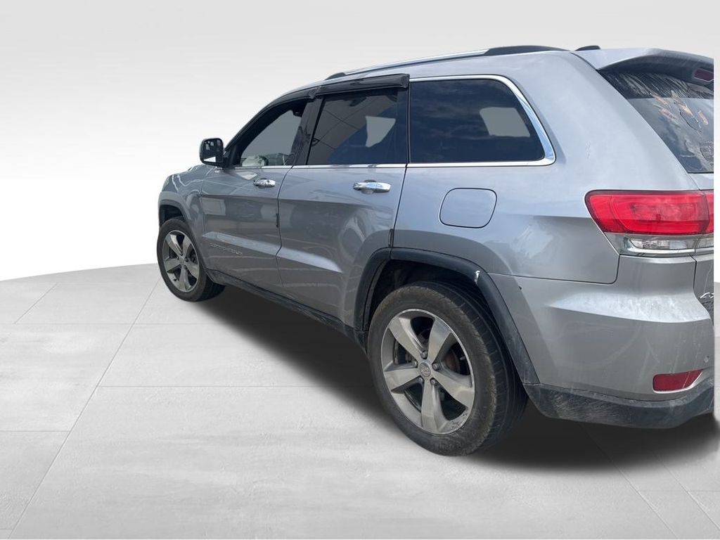 2015 Jeep Grand Cherokee Limited photo 2