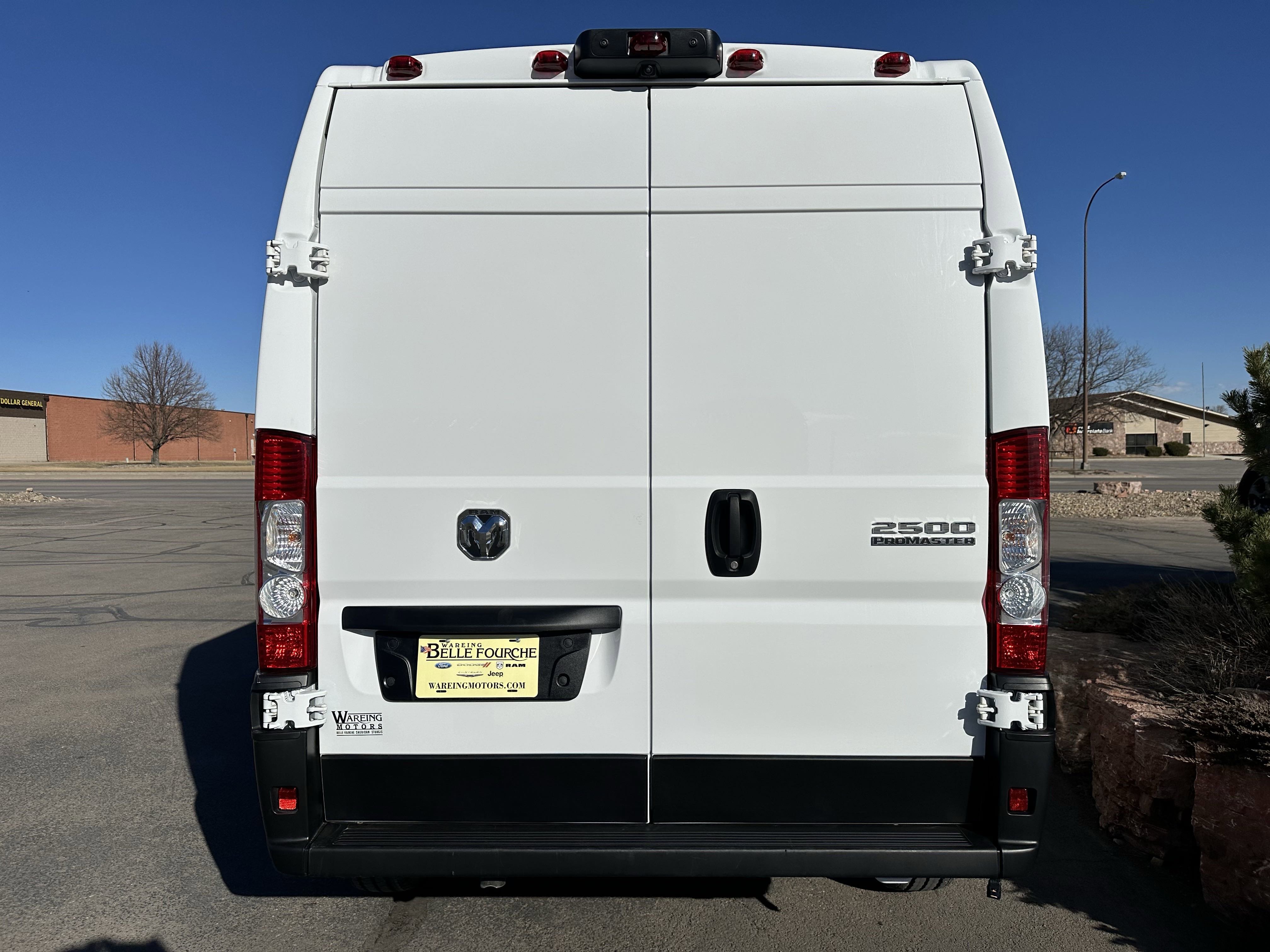 2023 Ram ProMaster 2500 photo 3