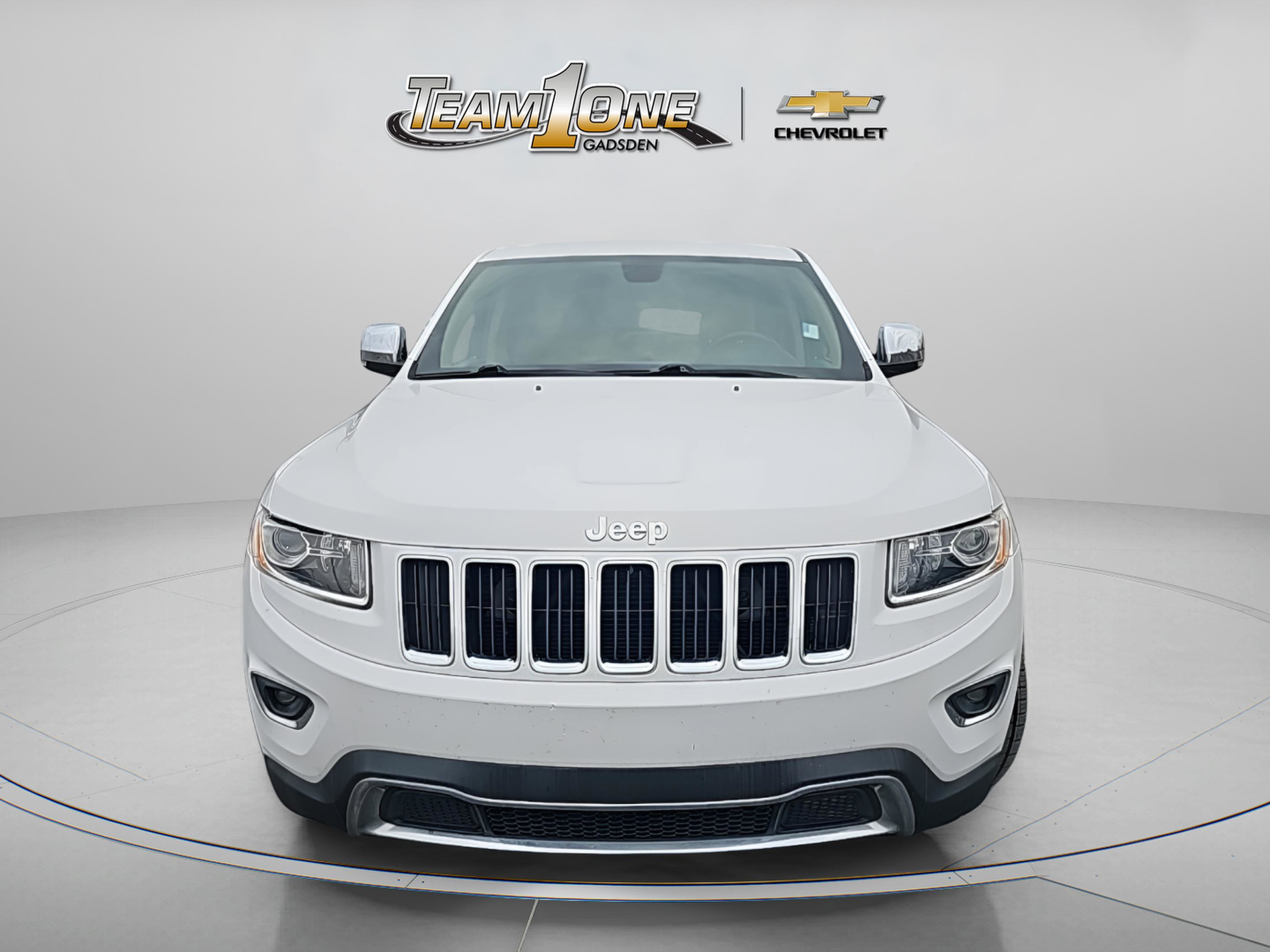 2015 Jeep Grand Cherokee Limited photo 2