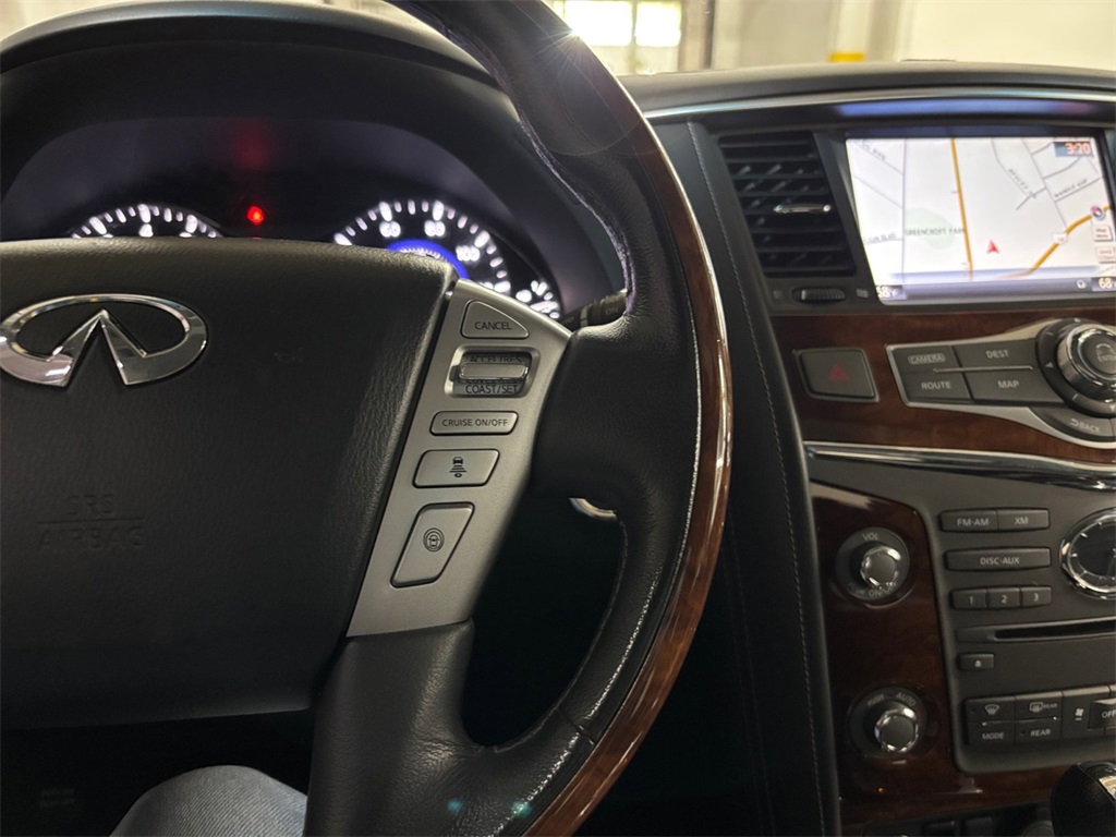 2016 Infiniti QX80 Base photo 23