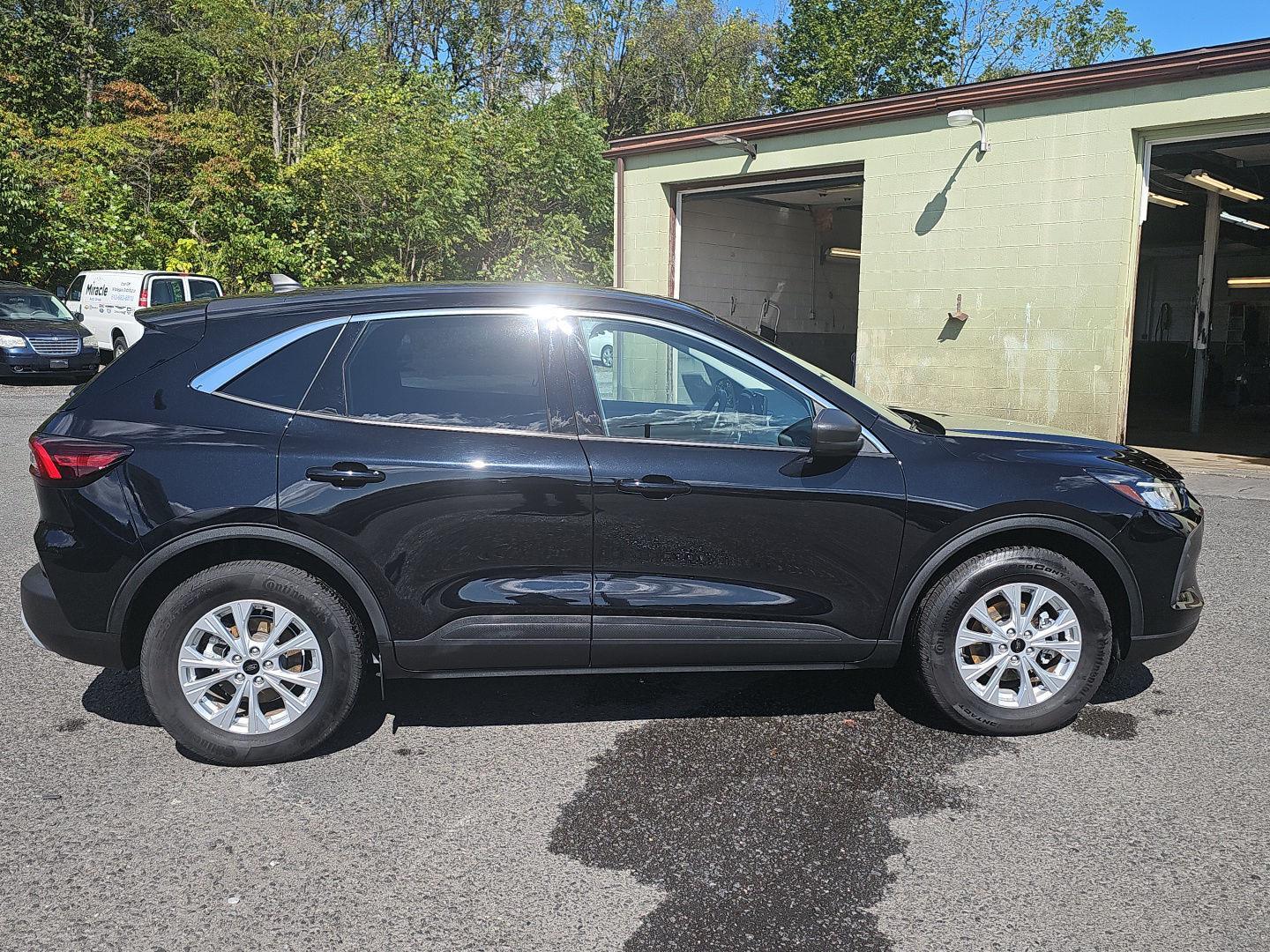 2023 Ford Escape Active photo 8