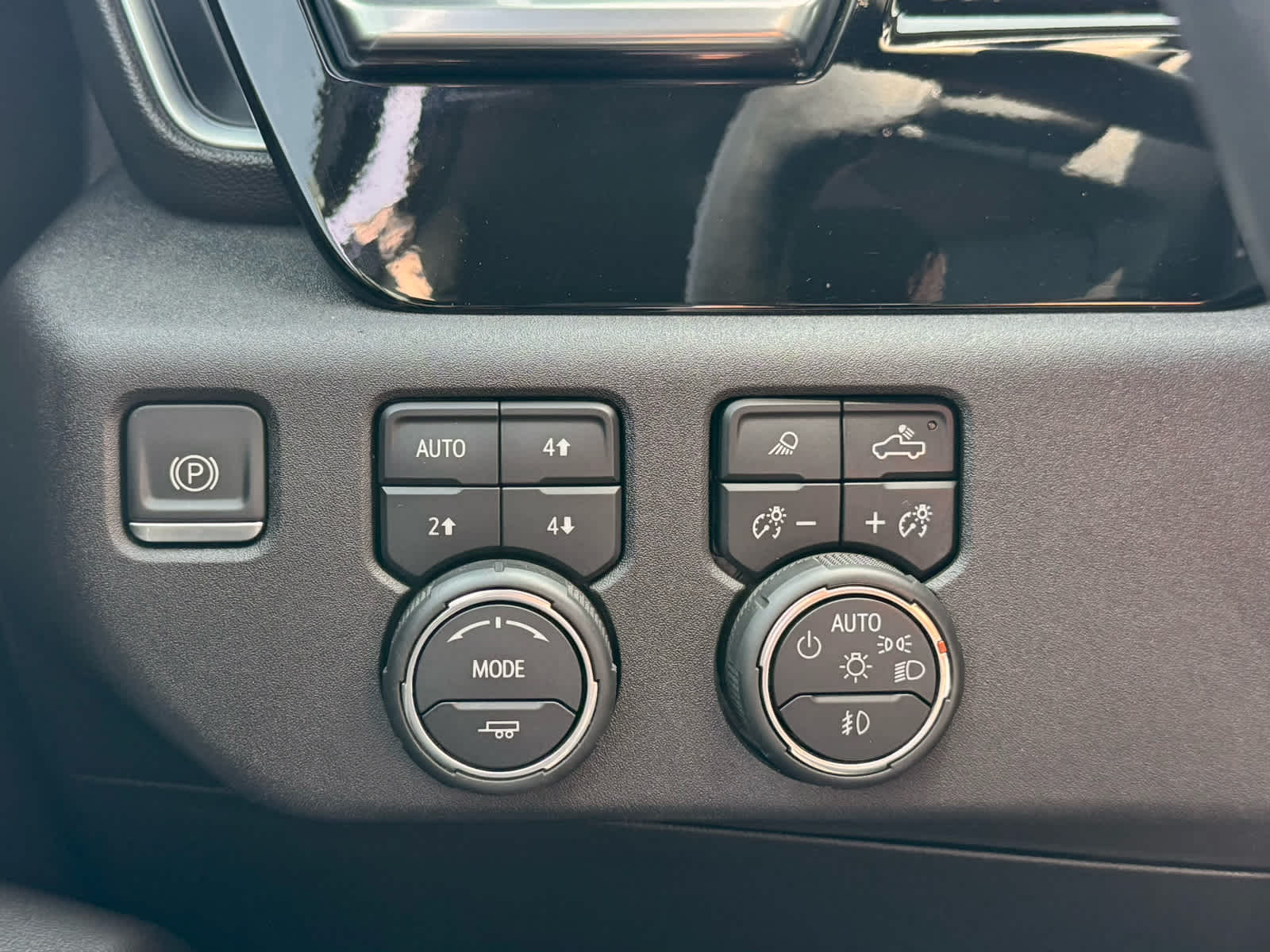 2022 Chevrolet Silverado 1500 LTZ photo 14