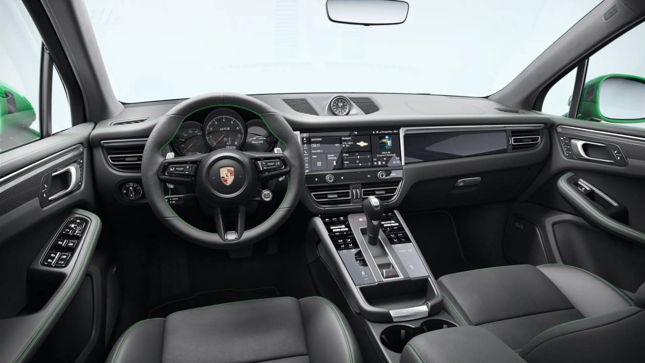 2026 Porsche Macan GTS photo 10