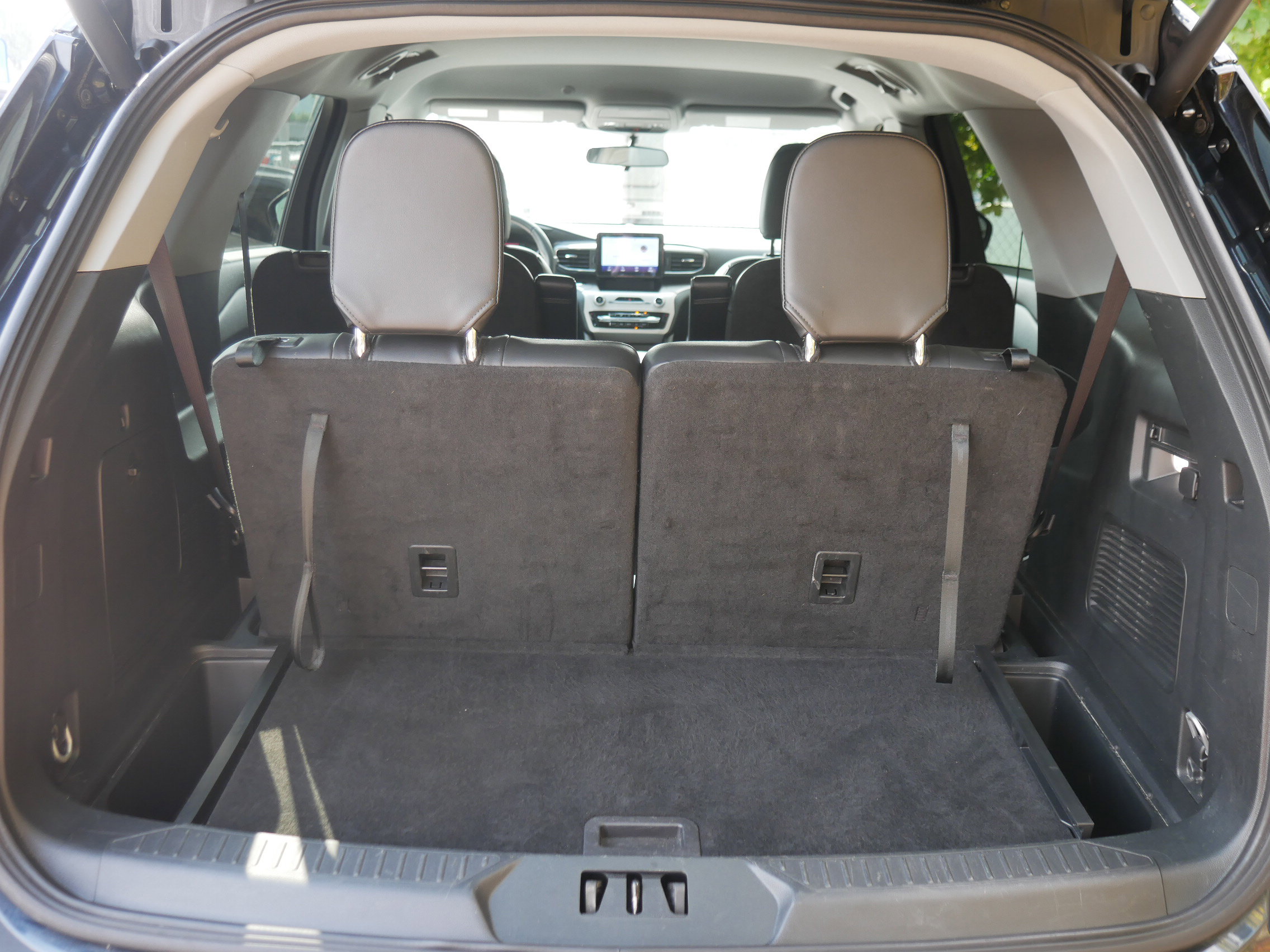 2024 Ford Explorer XLT photo 17