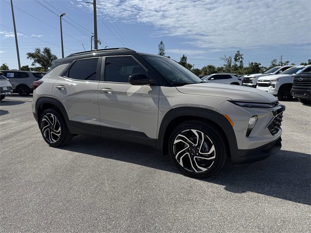 2026 Chevrolet Trailblazer RS photo 2