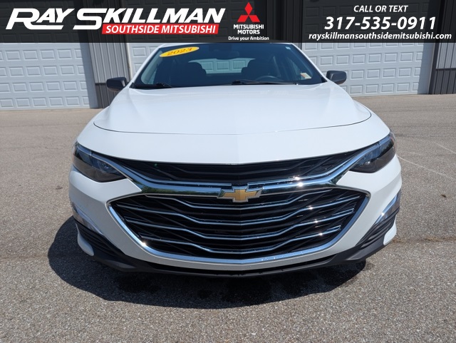 2023 Chevrolet Malibu LS photo 2