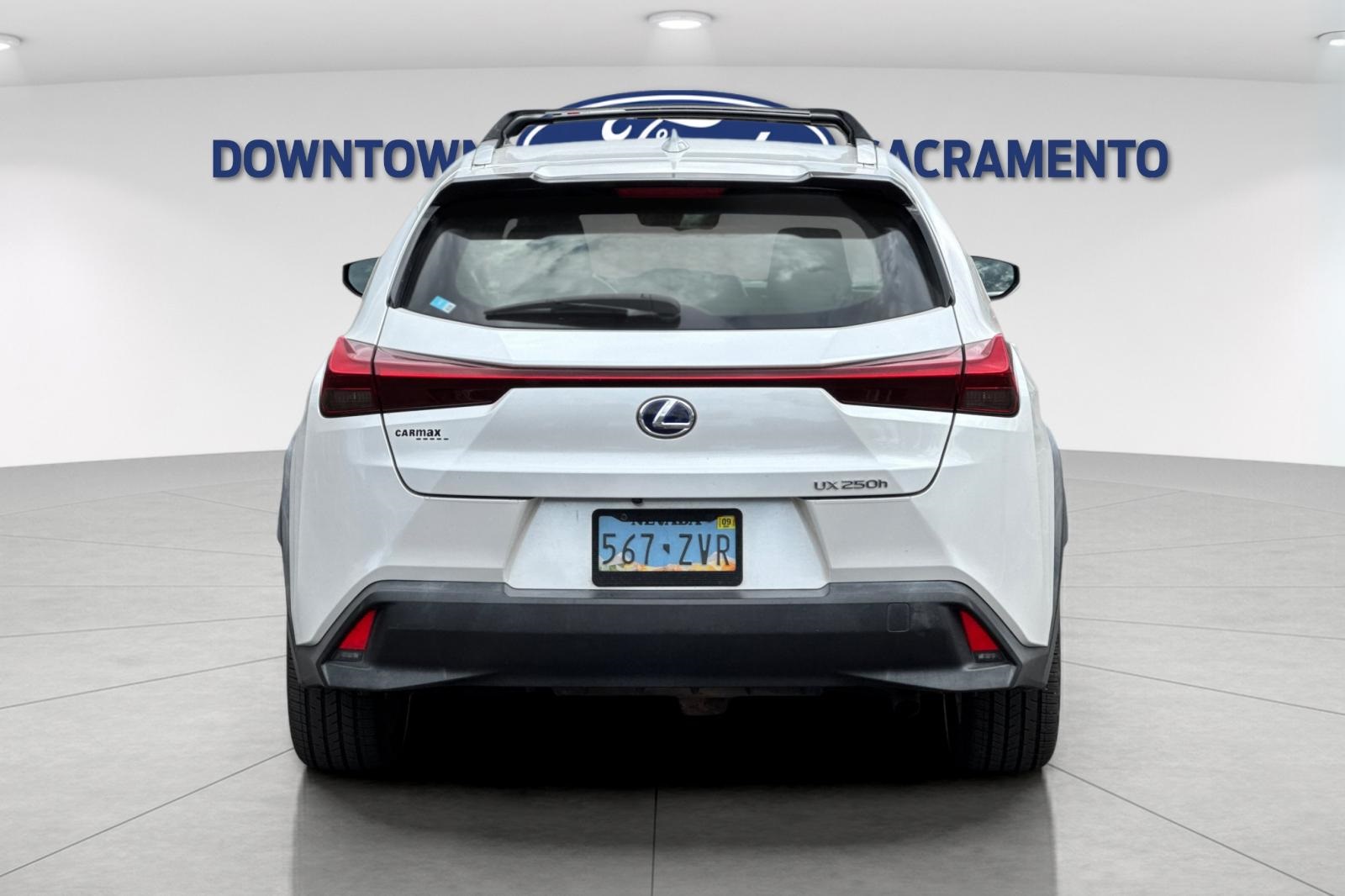 2019 Lexus UX 250h photo 7