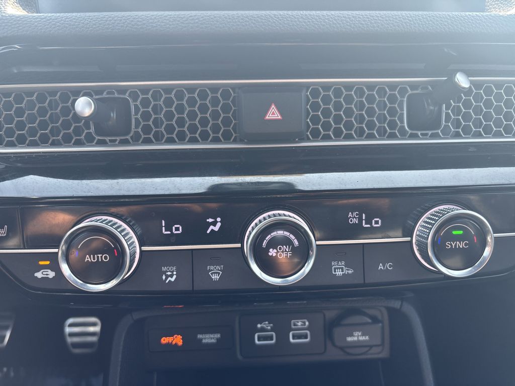 2022 Honda Civic Sport Touring photo 17