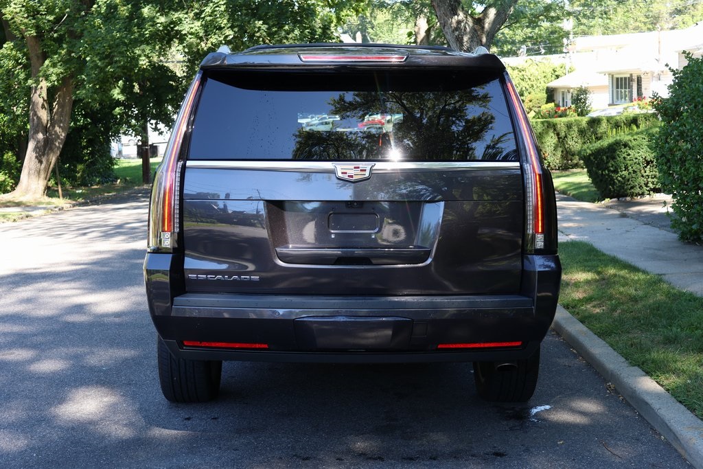 2017 Cadillac Escalade ESV Platinum photo 14