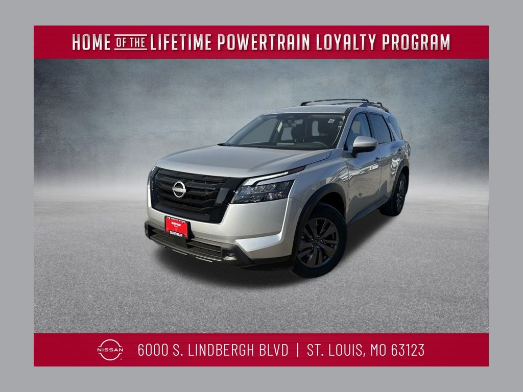 2025 Nissan Pathfinder SV's photo