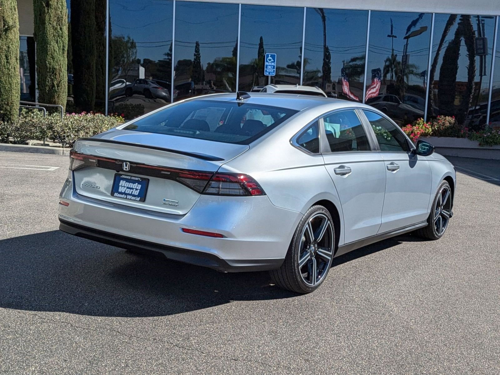 2025 Honda Accord Hybrid Sport photo 4