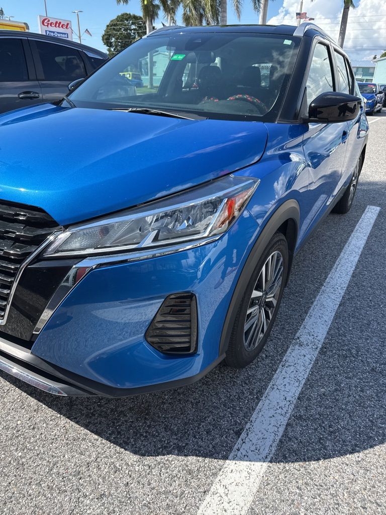2023 Nissan Kicks SV photo 2