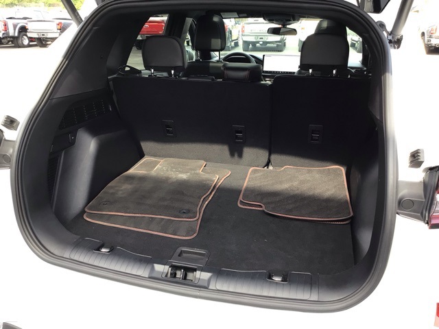 2023 Ford Escape ST-Line photo 24