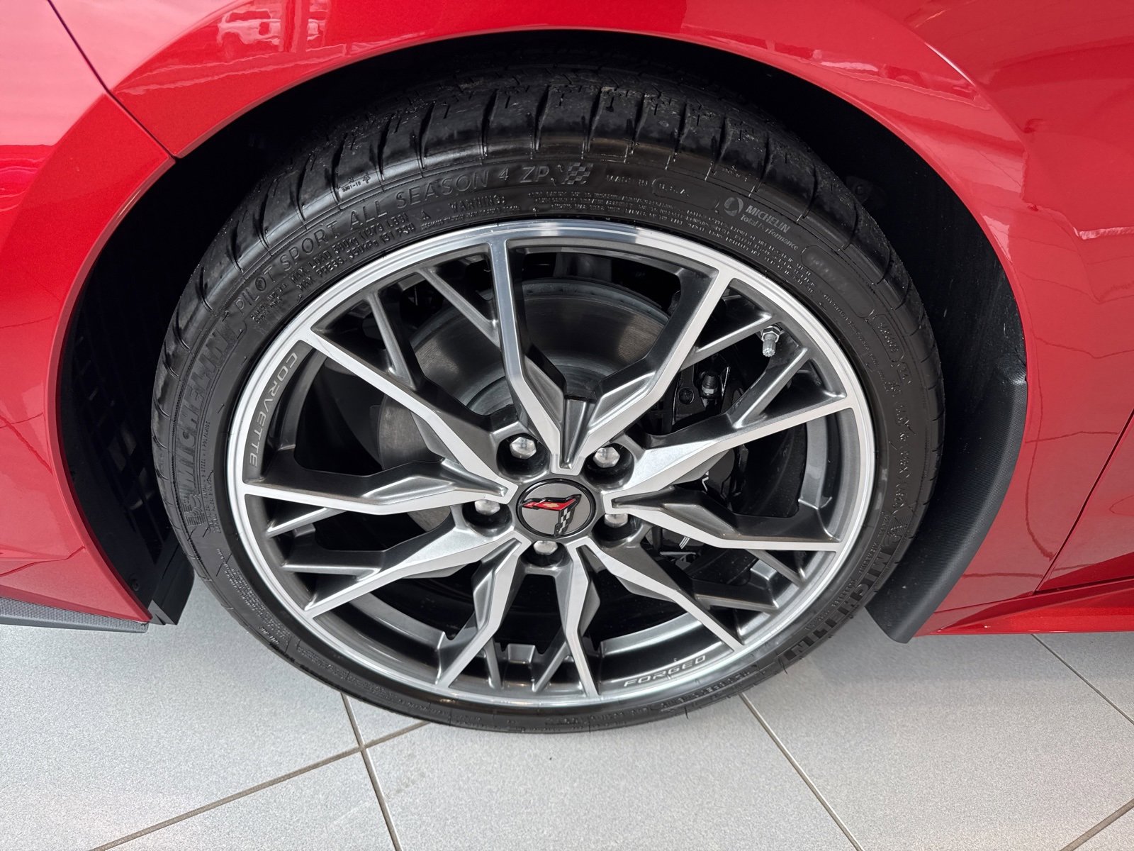 2025 Chevrolet Corvette 2LT photo 10