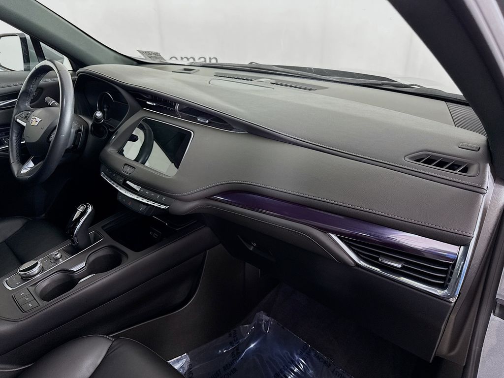 2023 Cadillac XT4 Luxury photo 26